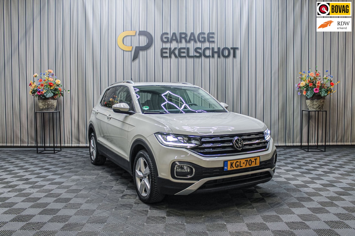 Volkswagen T-Cross - 1.0 TSI Style|Cruise|Carplay|Stoelv|Camera - AutoWereld.nl