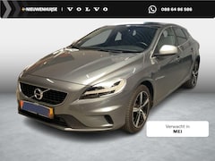 Volvo V40 - 2.0 T4 Business Sport | Trekhaak | Standkachel | Panoramadak | Keyless entry/start | DAB |