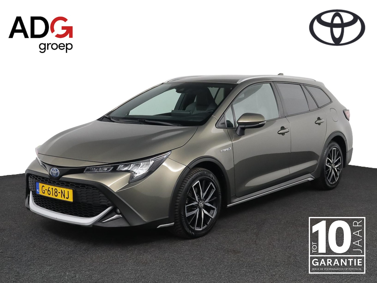 Toyota Corolla Touring Sports - 1.8 Hybrid Trek | Keyless entry | Navigatie | Electrische Achterklep | Lichtmetalen velgen - AutoWereld.nl