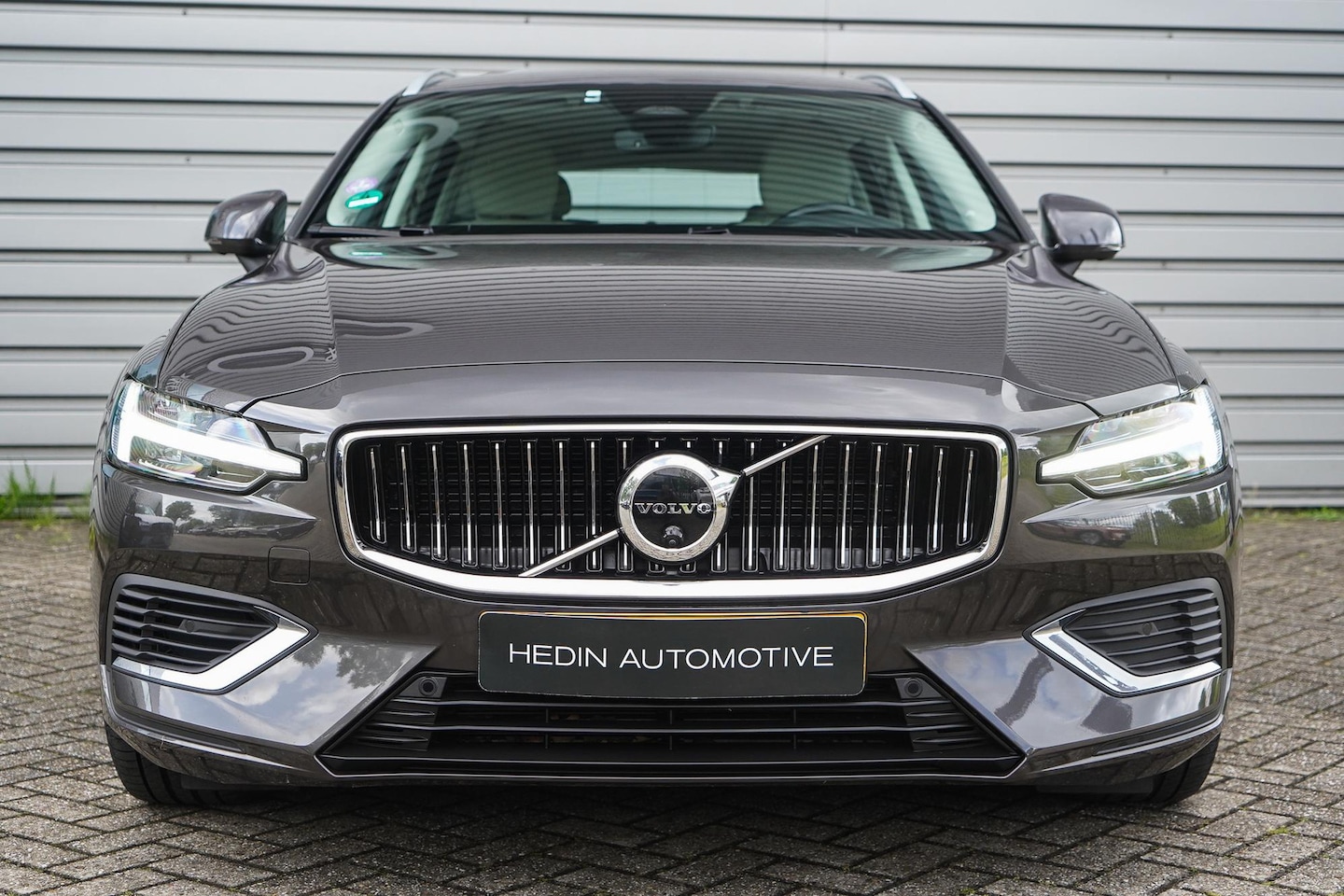 Volvo V60 - 2.0 T6 Plug-in hybrid AWD Plus Bright 2.0 T6 Plug-in hybrid AWD Plus Bright - AutoWereld.nl