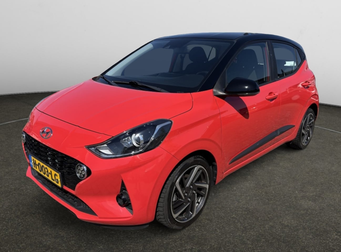 Hyundai i10 - 1.0 Premium | Navi | Parkeersenoren| - AutoWereld.nl
