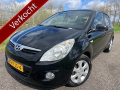 Hyundai i20 - 1.4i Dynamic XL