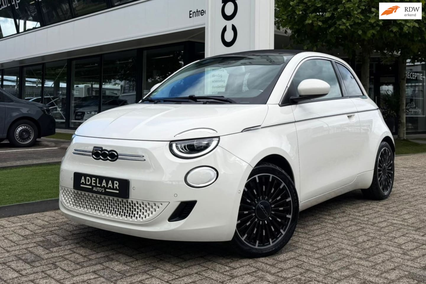 Fiat 500 C - Icon CABRIO l APPLE CARPLAY l XENON l NAVIGATIE l PDC SENSOREN - AutoWereld.nl
