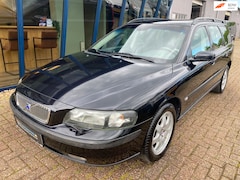 Volvo V70 - 2.5 T Comfort Line AWD Automaat 210PK