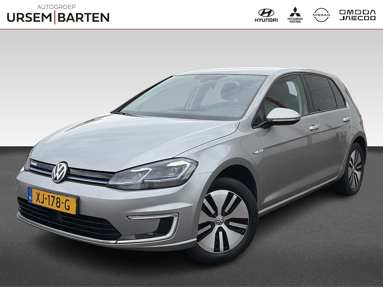 Volkswagen e-Golf - | Airco (automatisch) | Apple Carplay/Android Auto|telefoonintegratie premium | Centrale d - AutoWereld.nl