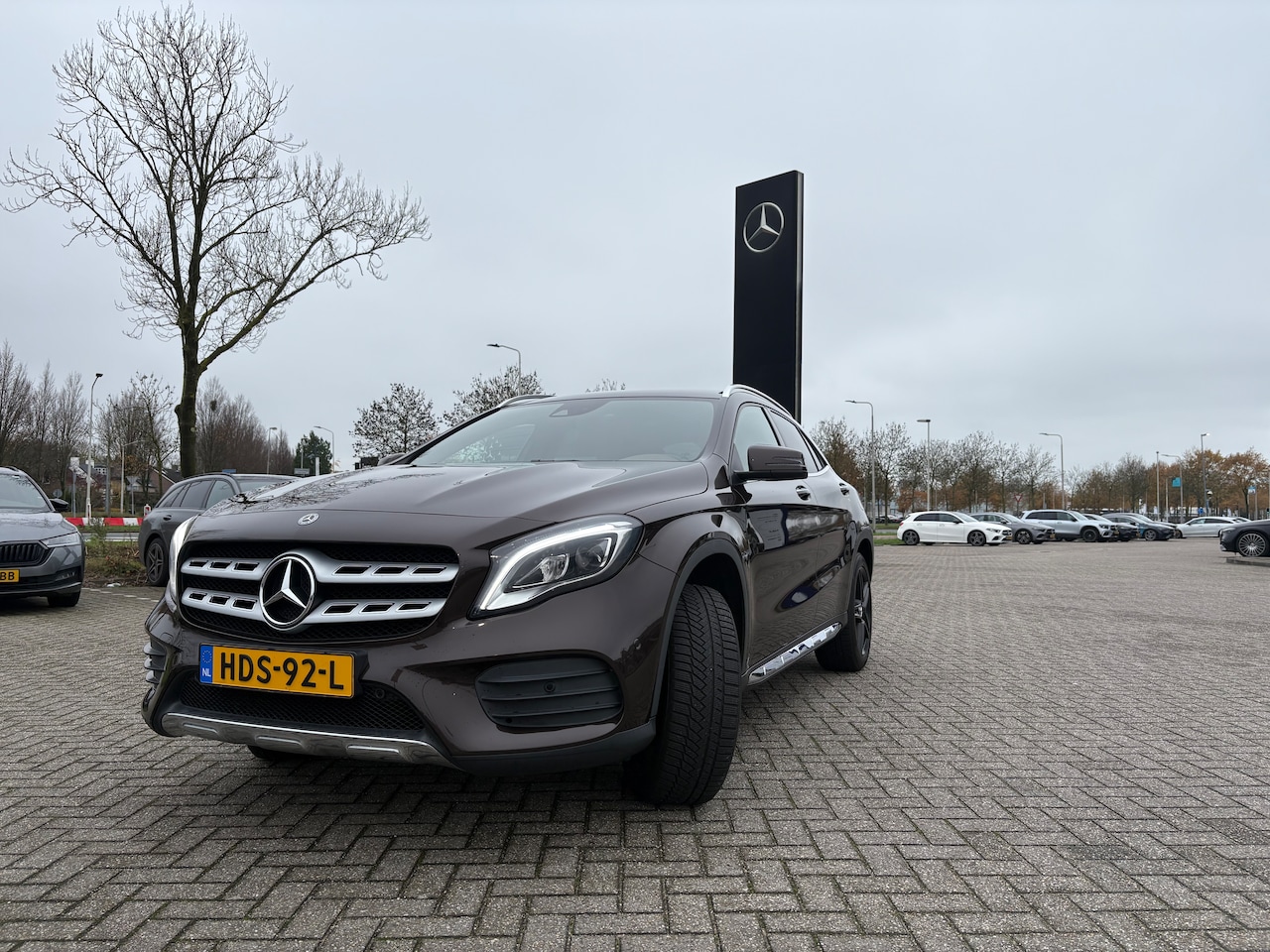 Mercedes-Benz GLA-Klasse - 180 Premium Plus - AutoWereld.nl