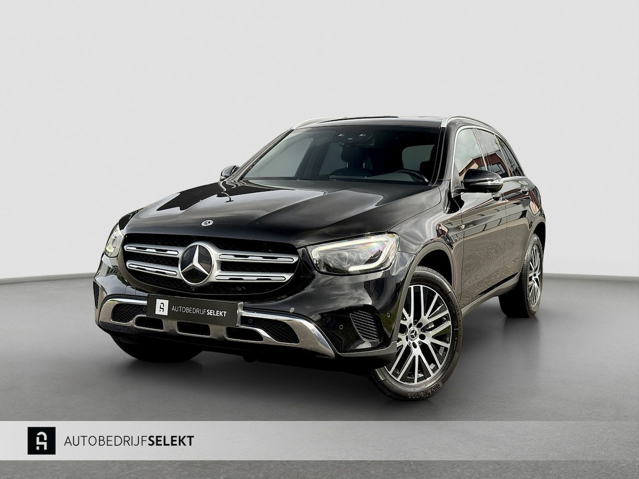 Mercedes-Benz GLC-klasse - 300e 4MATIC AMG | Multibeam | Virtual | 360 | Sfeerverlichting | Dealer onderhouden | Dode - AutoWereld.nl