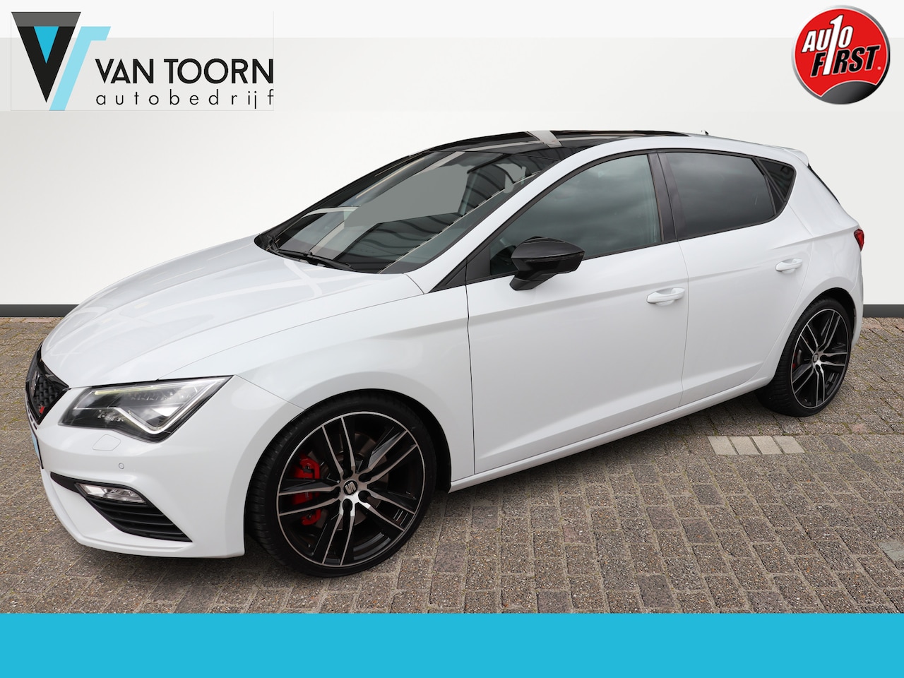 SEAT Leon - 2.0 TSI CUPRA 300 Automaat. Panoramadak. - AutoWereld.nl