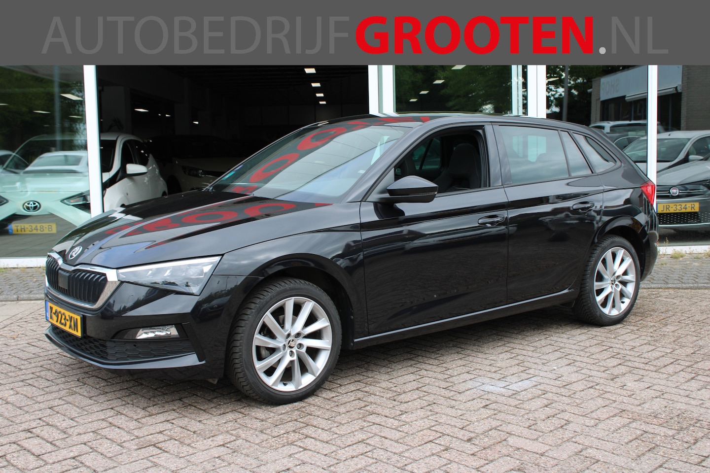 Skoda Scala - 1.0 TSI Sport Business//Pano//Ecc!! - AutoWereld.nl