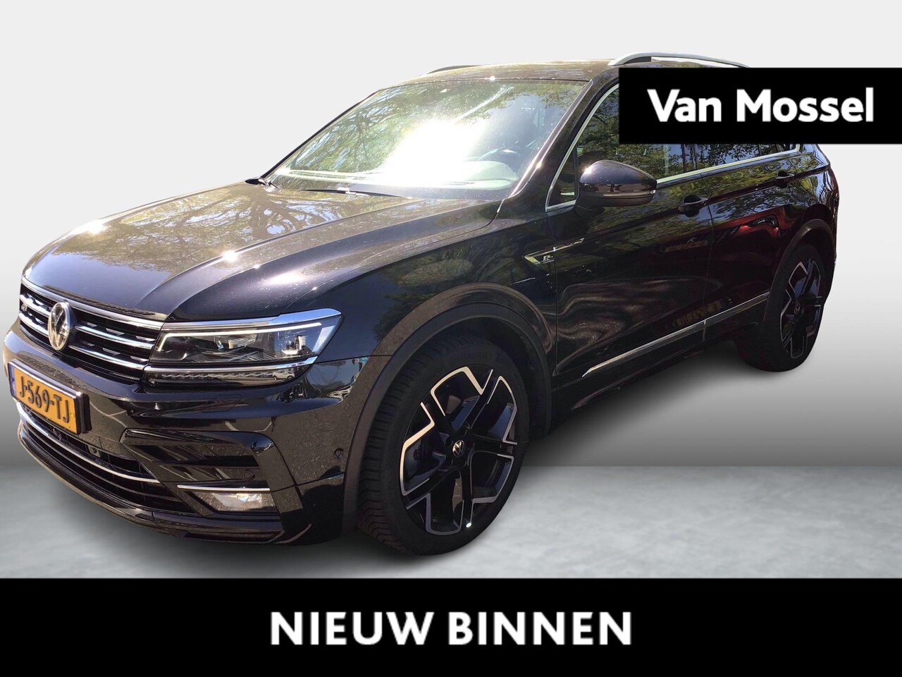 Volkswagen Tiguan - 1.5 TSI ACT Highline Business R | WORDT VERWACHT | AUTOMAAT | PANORAMADAK | 360 CAMERA | S - AutoWereld.nl