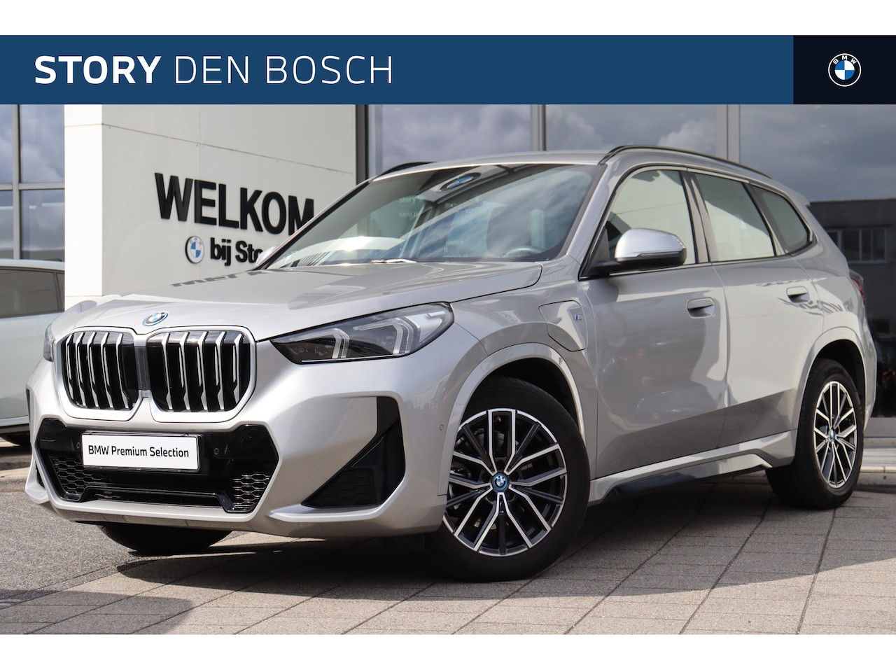 BMW X1 - xDrive25e M Sport Automaat / Sportstoelen / Comfort Access / Harman-Kardon / Achteruitrijc - AutoWereld.nl