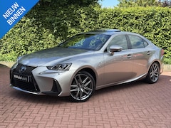 Lexus IS - 300h Hybrid F-Sport Trekhaak Mark Levinson Adaptieve Cruise Controle