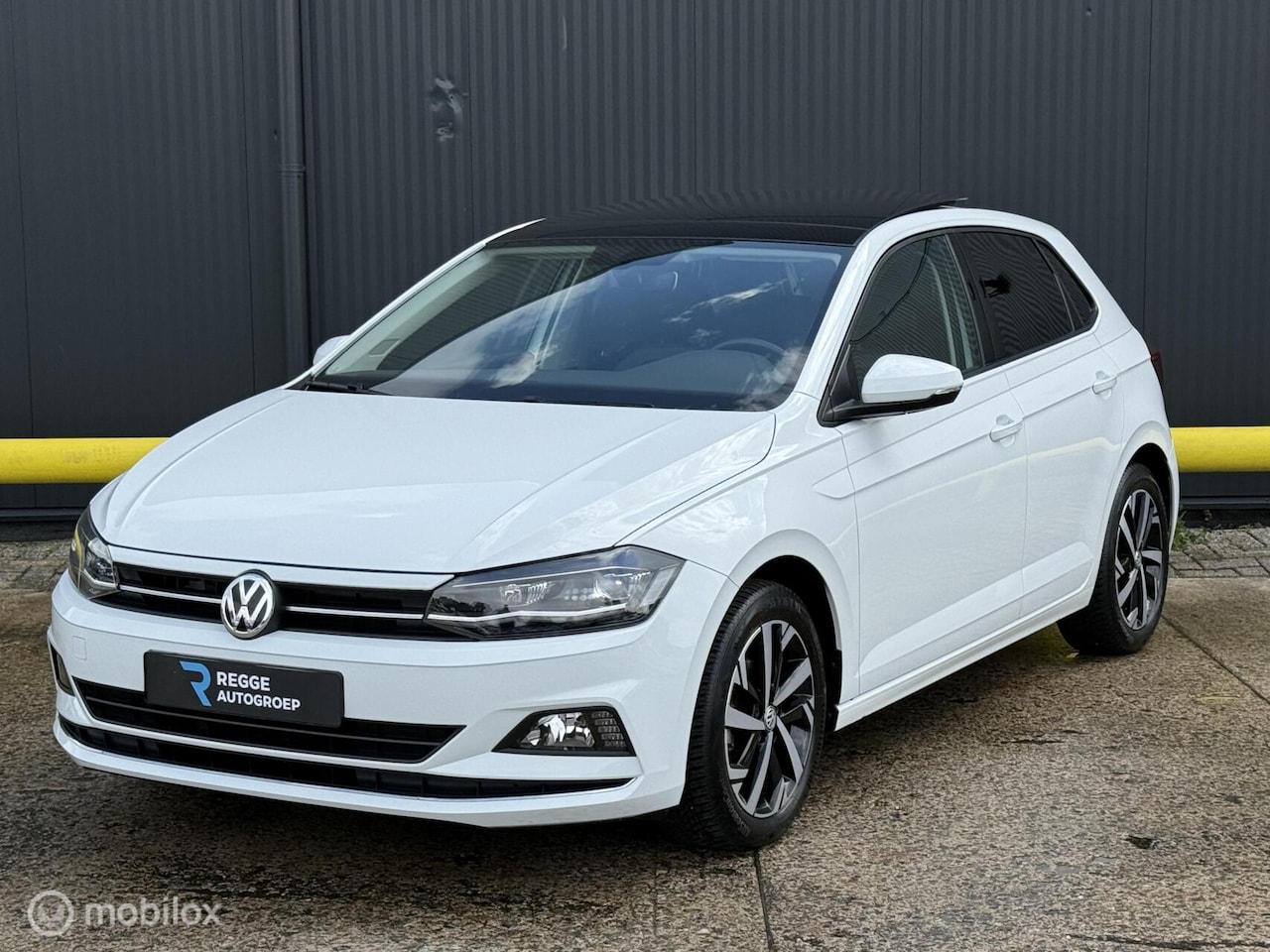 Volkswagen Polo - 1.0 TSI Highline NAP | PANORAMADAK - AutoWereld.nl
