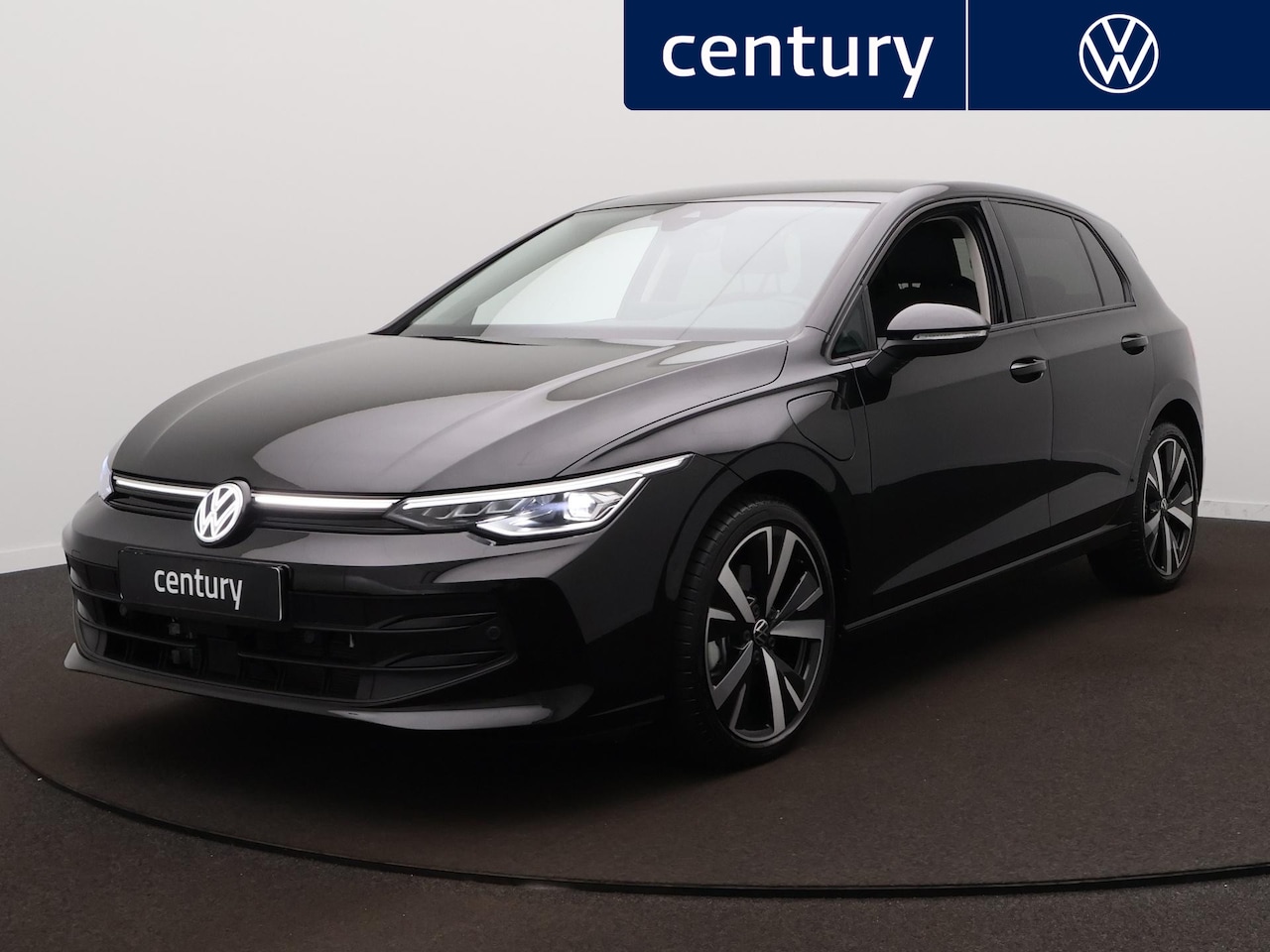 Volkswagen Golf - 1.5 eHybrid Life Edition Virtual cockpit / Adaptive cruise / App-Connect / Camera - AutoWereld.nl