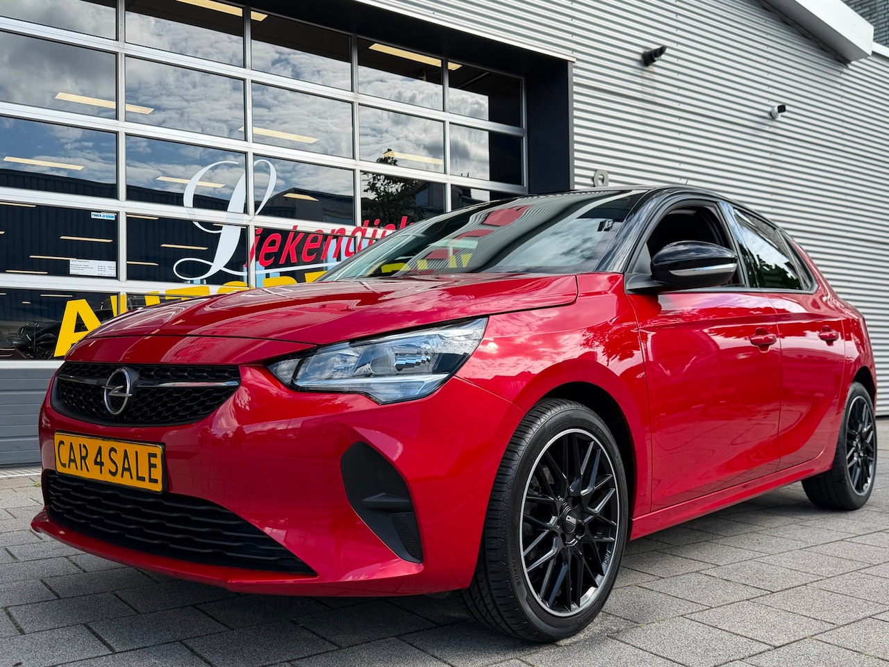 Opel Corsa - 1.2 Edition - Apple CarPlay / Navigatie I Airco I Sport velgen I PDC I Stoel verwarming I - AutoWereld.nl