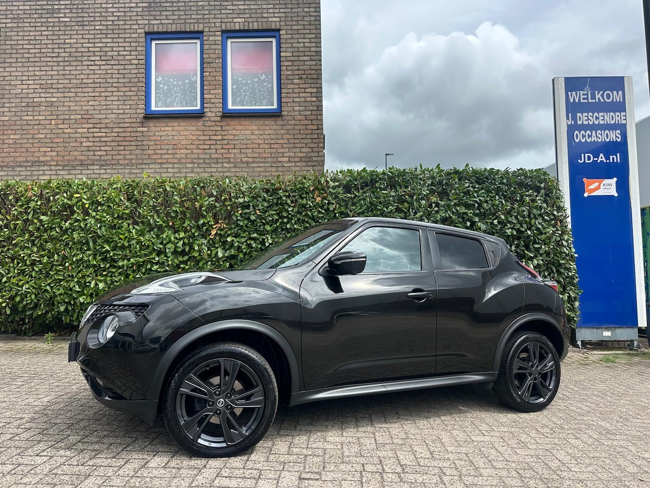 Nissan Juke - 1.2 DIG-T S/S Premium Black Edition Climate C, Cruise C, Leder Int, Navigatie!!!! - AutoWereld.nl