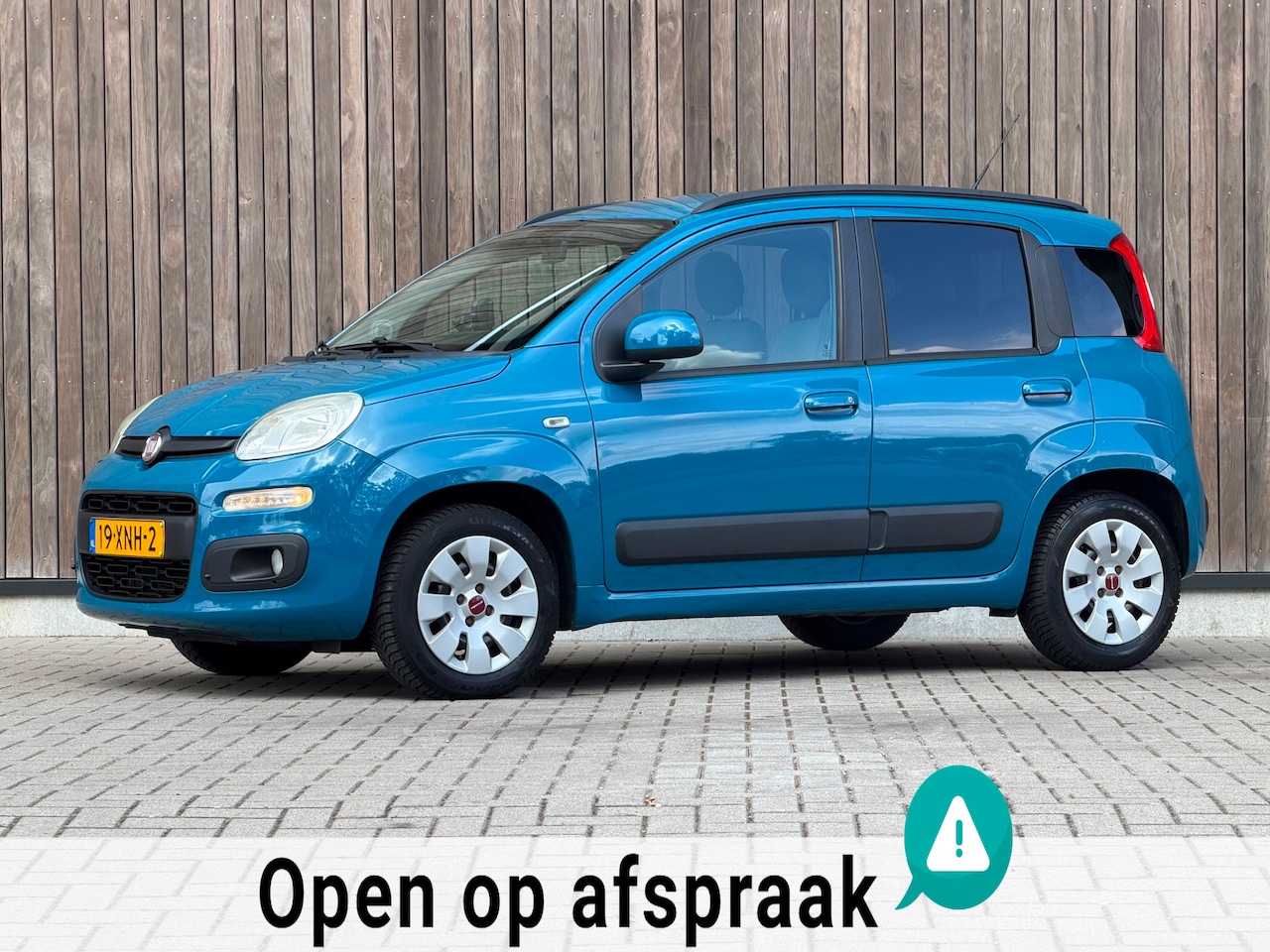 Fiat Panda - 0.9 TwinAir Lounge / Automaat / Navigatie / - AutoWereld.nl