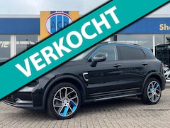 Lynk & Co 01 - 1.5 261pk PHEV 7DCTH | Orig.NL | PanoramaDak | 360 graden Camera | Carplay |