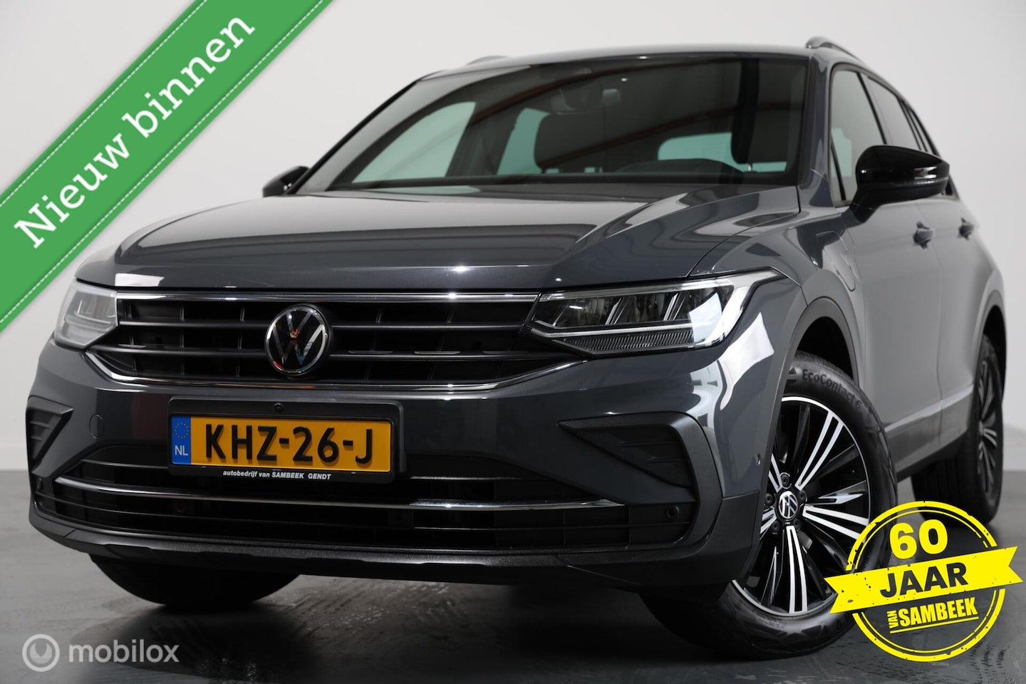 Volkswagen Tiguan - 1.4 TSI eHybrid - Carplay - Camera - Stoel/stuurverwarming - Zomer en Winterset - AutoWereld.nl