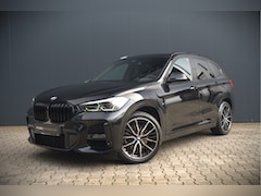BMW X1 - xDrive25e Executive M Sport | Stoelverwarming | Trekhaak | Parkeersensoren | Navigatie | A