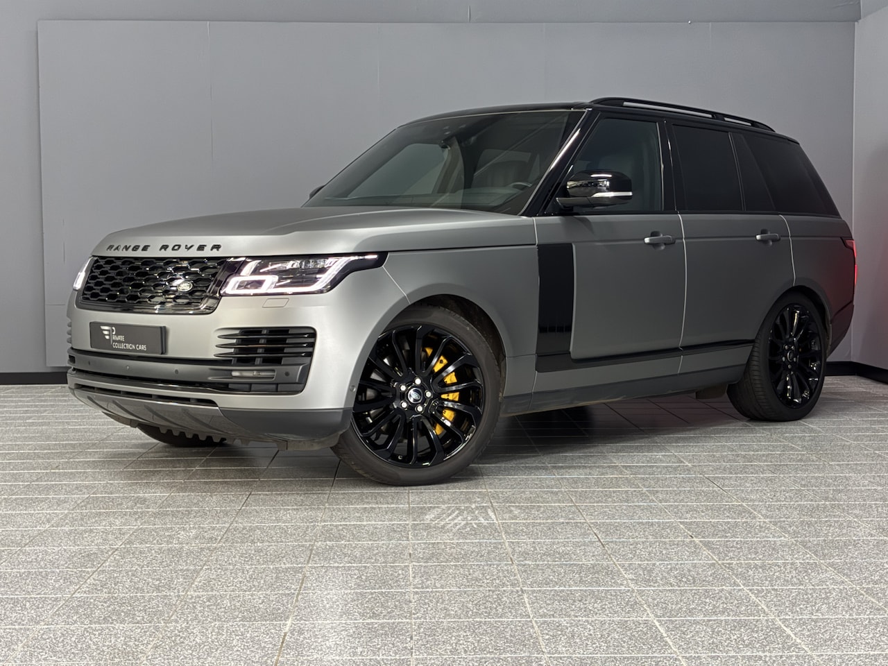 Land Rover Range Rover - 2.0 P400e | Pano | Wrap - AutoWereld.nl