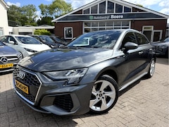 Audi A3 Sportback - 30 TFSI S edition Camera, Stoelverwarming, Matrix Led