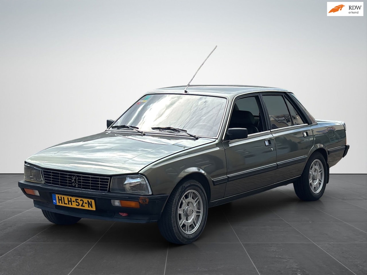 Peugeot 505 - Intercooler | Spaanse Auto | Keiharde Onderkant | Airco | Uniek Exemplaar - AutoWereld.nl