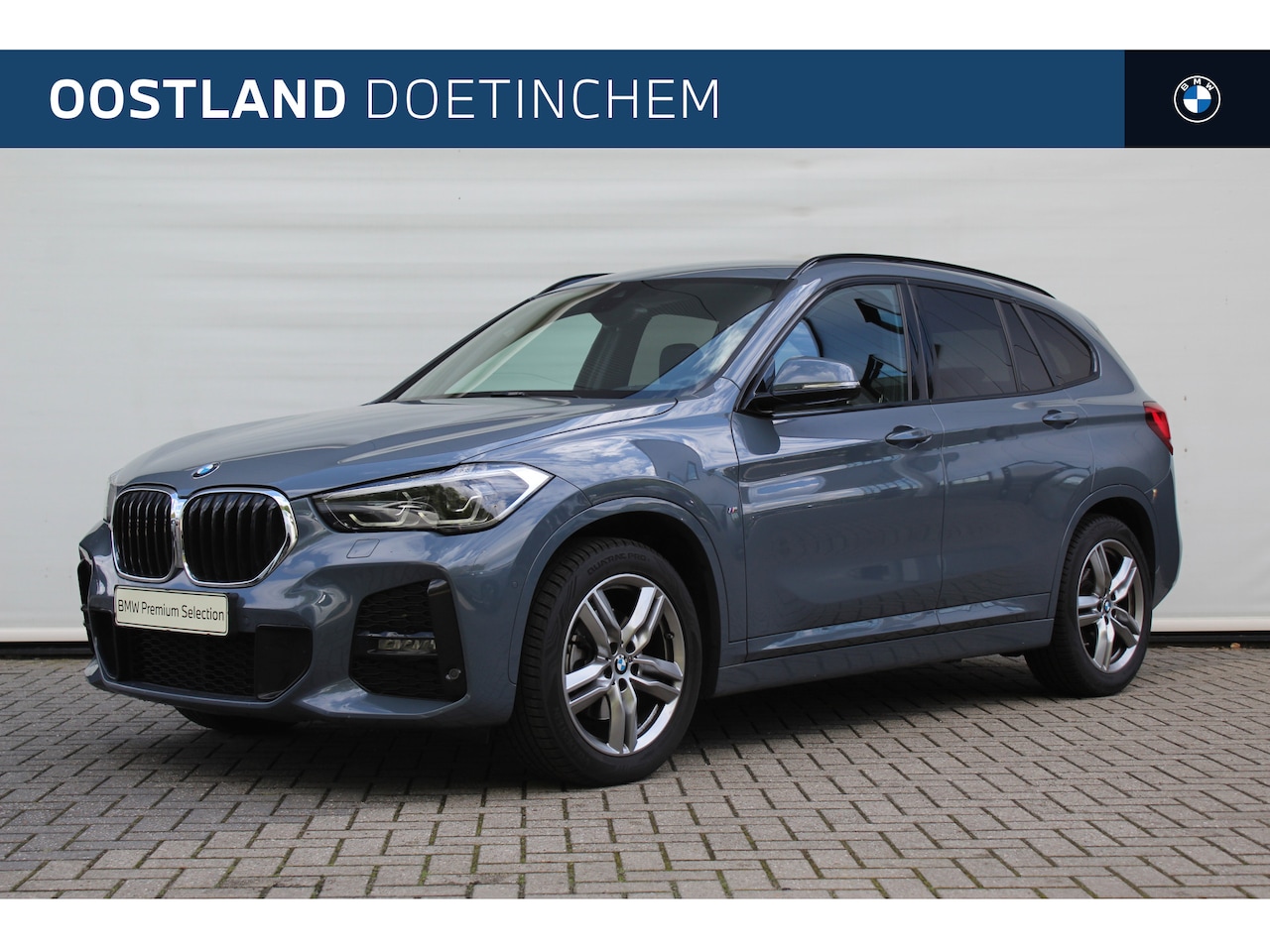 BMW X1 - sDrive18i M Sport / Sportstoelen / Comfort Access / Achteruitrijcamera / Active Cruise Con - AutoWereld.nl