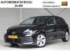 Volkswagen Golf - 1.5 TSI Life Edition Apple Carplay | Climate Control | Parkeercamera | 4-seizoenenbanden