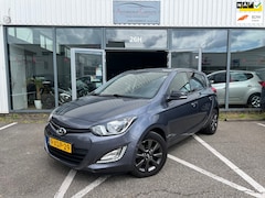 Hyundai i20 - 1.2i Go Plus 1e EIGENAAR | NAVI | CRUISE CONTROL | TREKHAAK | AIRCO | DEALER ONDERHOUDEN |