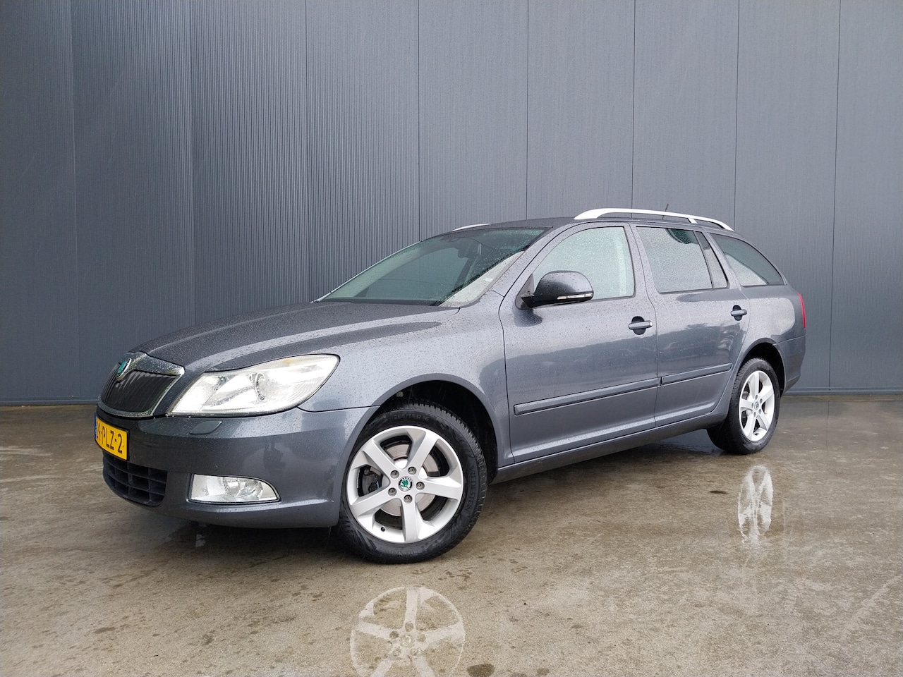 Skoda Octavia Combi - 1.2 TSI Elegance Business Line XENON CRUISE NAVI ECC TREKHAAK - AutoWereld.nl