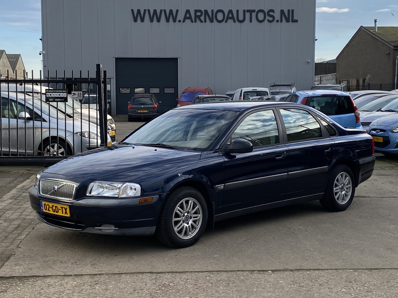 Volvo S80 - 2.4 Comfort 2.4 Comfort 141 PK, AIRCO, 249.433 KM NAP, PARKEERSENSOREN, 4X ELEK-RAMEN, AIRBAGS, CENT-V - AutoWereld.nl