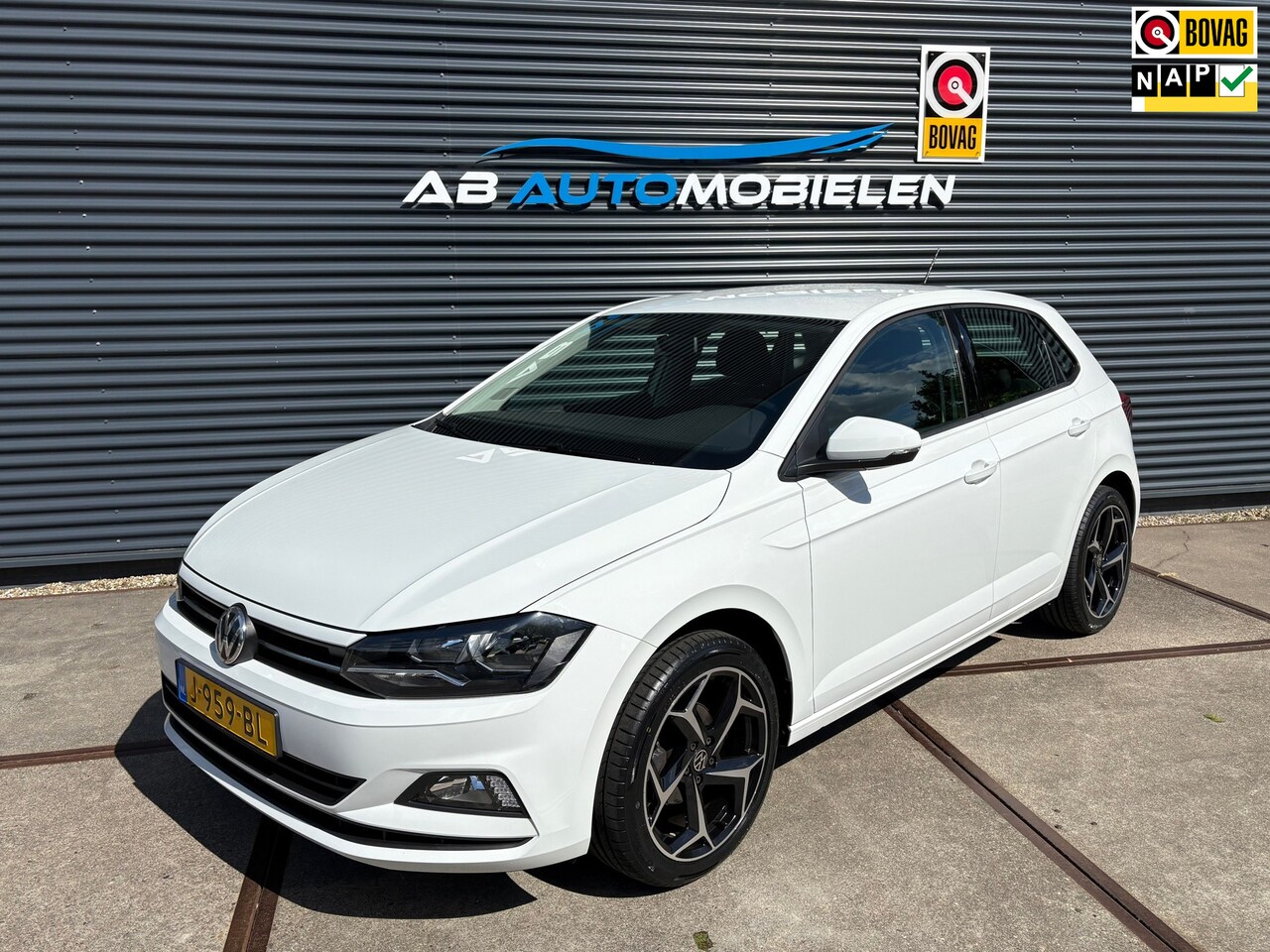 Volkswagen Polo - 1.0 TSI Comfortline CARPLAY/ NAVI/ LM VELGEN - AutoWereld.nl
