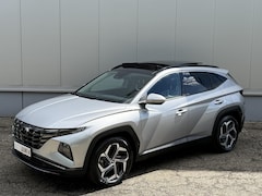 Hyundai Tucson - 1.6 T-GDI PHEV Premium Sky 4WD Panodak Trekhaak Leder 360 Camera Krell Elek. Stoelen 19 In