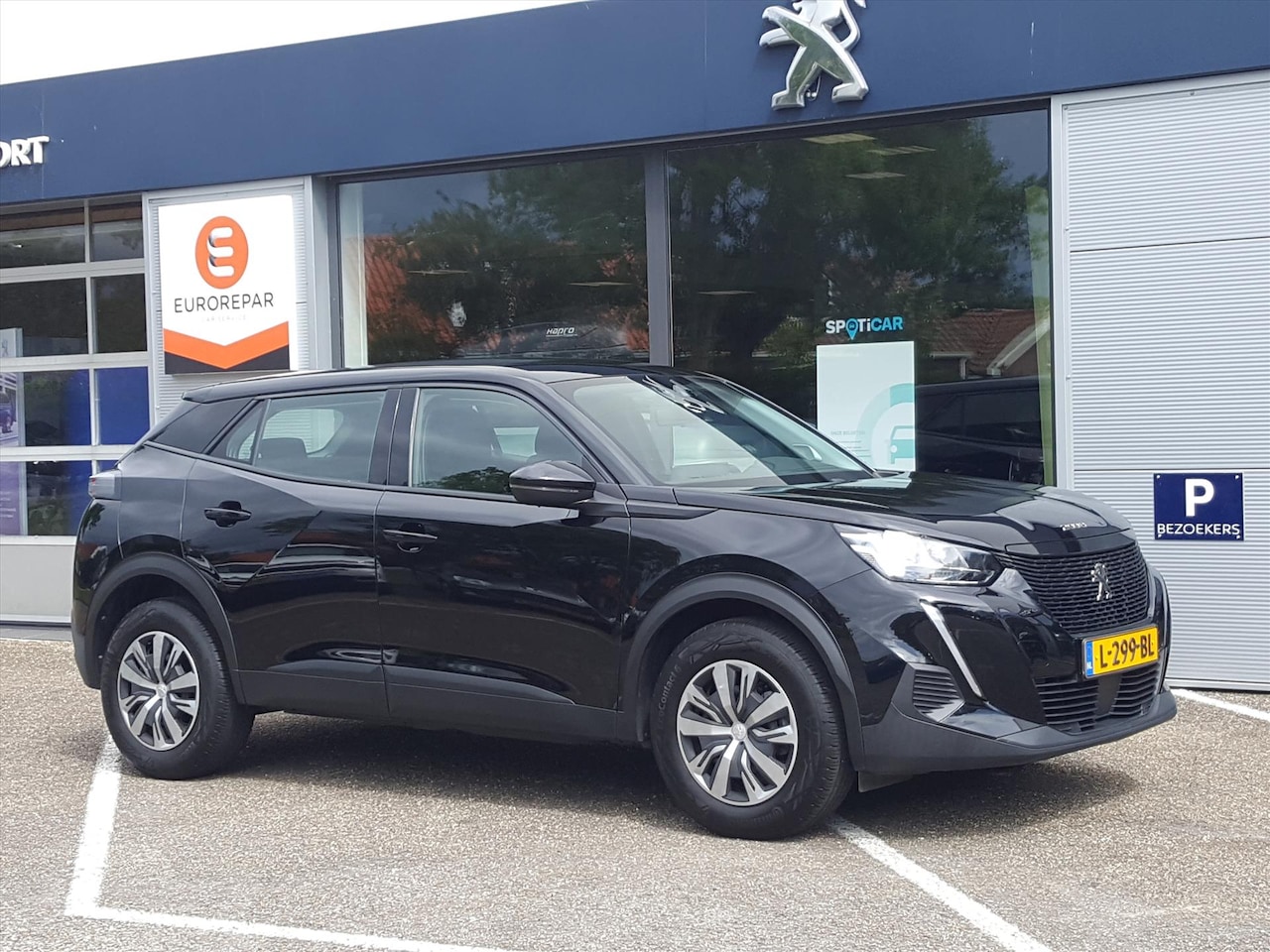 Peugeot 2008 - 1.2 Puretech 100pk Active Apple Carplay & Android Auto | Achteruitrijcamera | Cruise & Cli - AutoWereld.nl