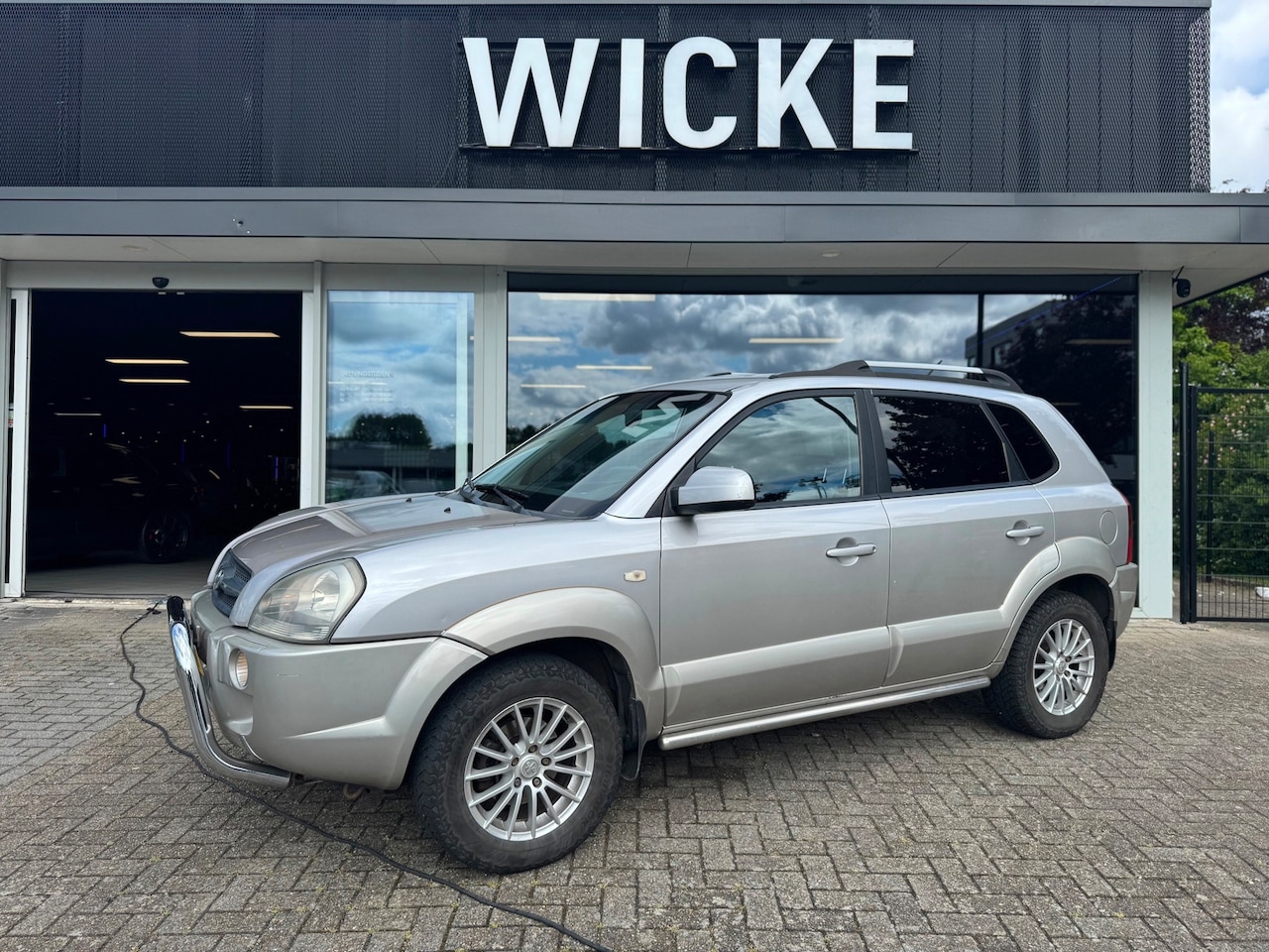 Hyundai Tucson - 2.0i Style Airco APK LM Velgen Bullbar - AutoWereld.nl