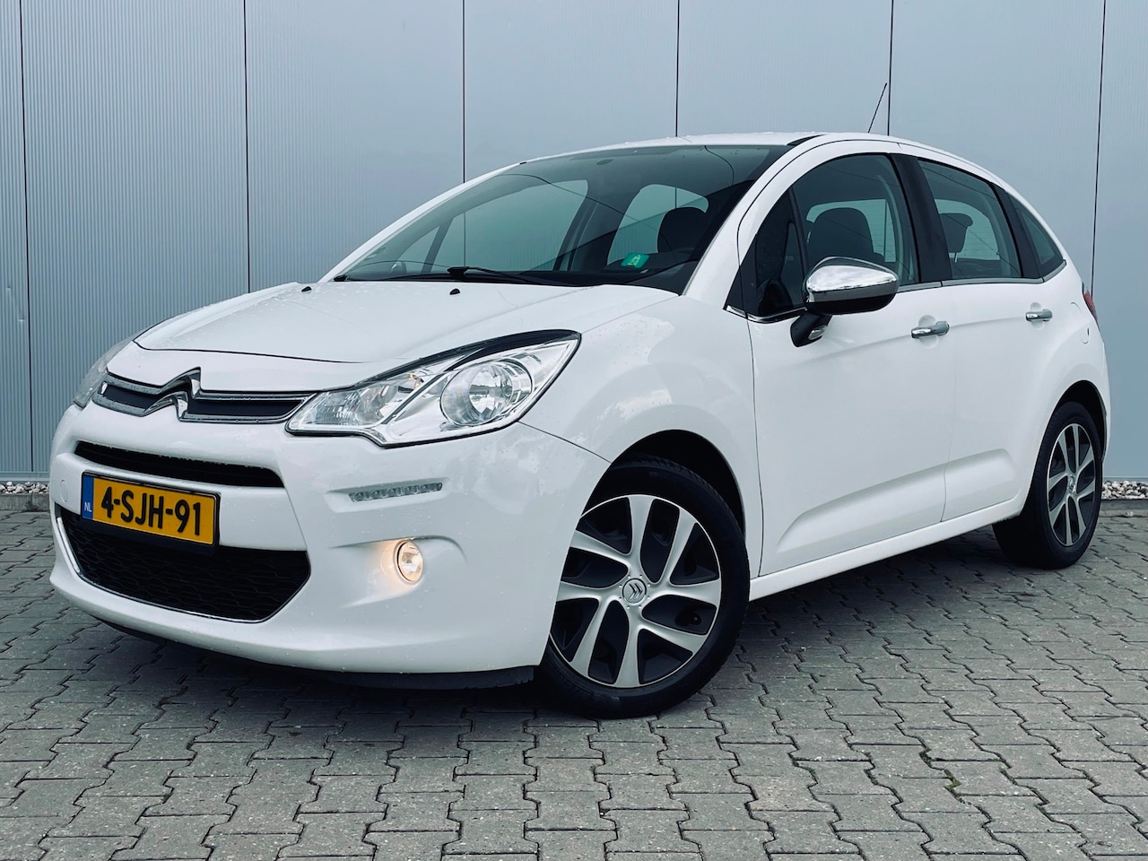 Citroën C3 - 1.2 VTi Collection 1.2 VTi Collection, navi, pdc, climate, cruise - AutoWereld.nl