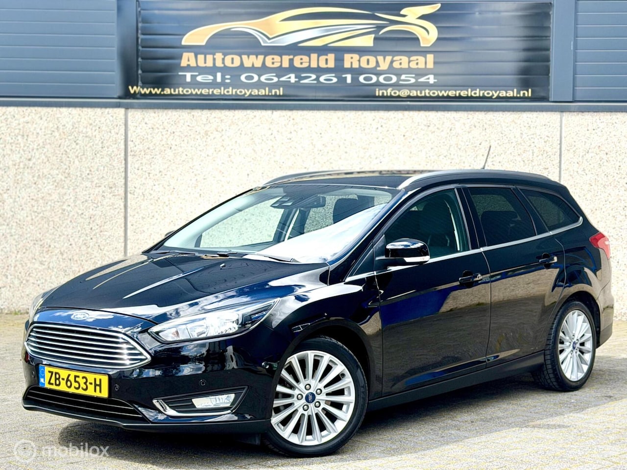 Ford Focus Wagon - 1.0 Titanium 1.0 Titanium - AutoWereld.nl