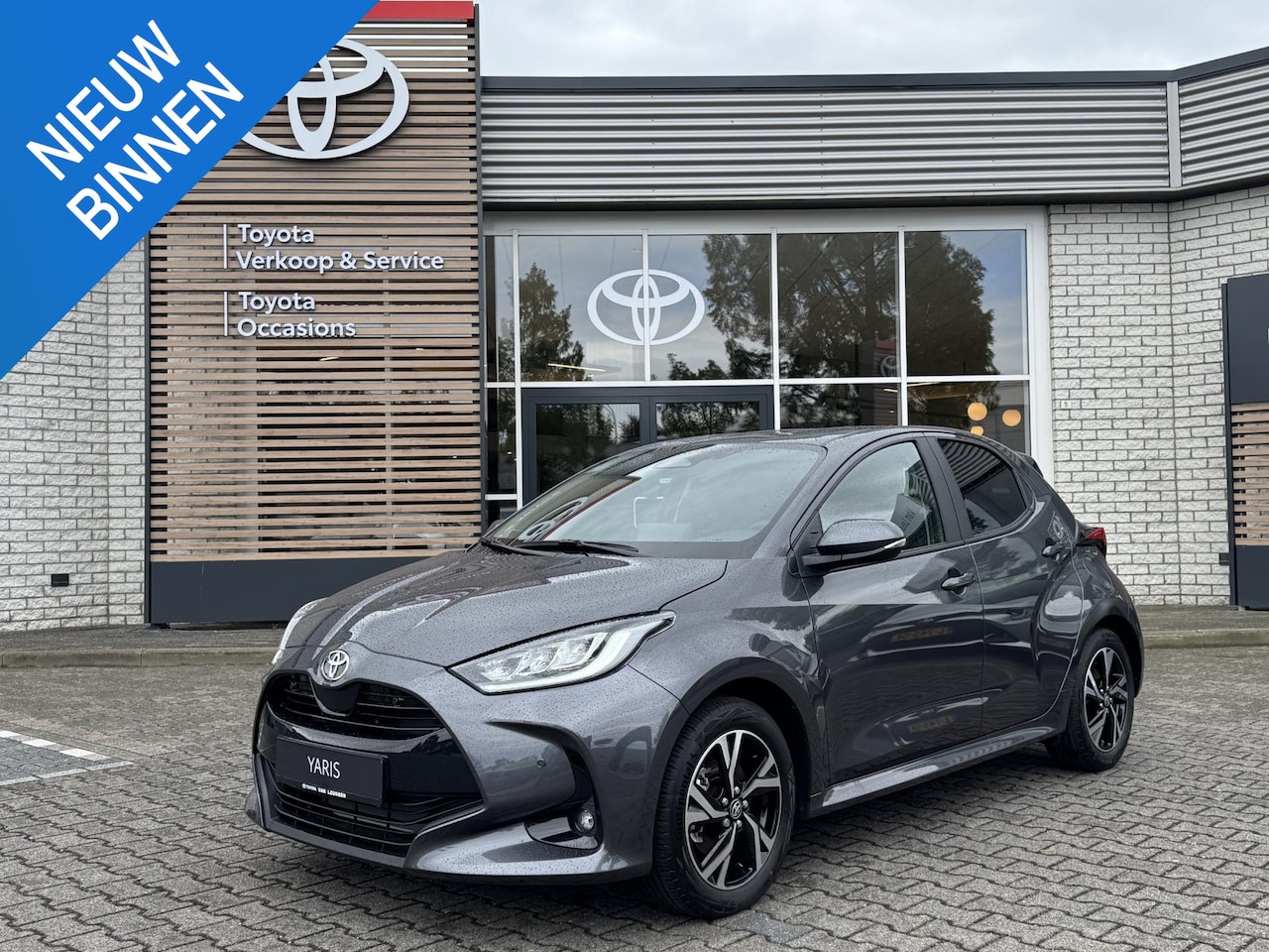 Toyota Yaris - HYBRID 115 DYNAMIC COMFORT PACK STOEL/STUURVERW PARK-SENSOREN BLIND-SPOT APPLE/ANDROID KEY - AutoWereld.nl