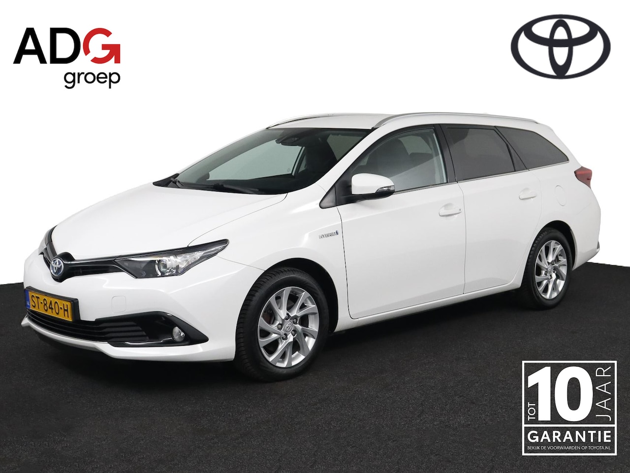 Toyota Auris Touring Sports - 1.8 Hybrid Dynamic Go | Licht en Regensensor | Cruise Control | Achteruitrijcamera | - AutoWereld.nl