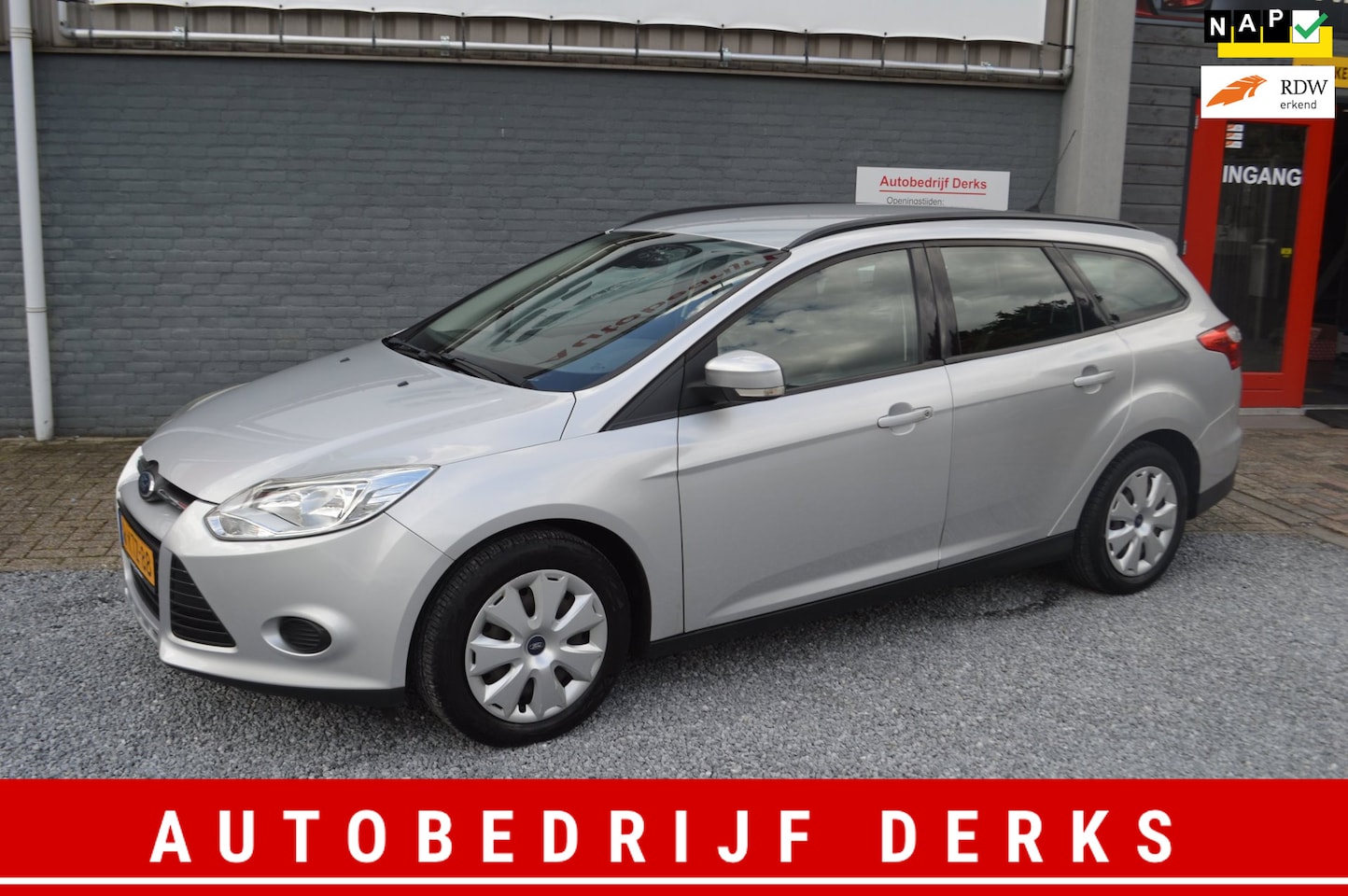 Ford Focus Wagon - 1.0 EcoBoost Trend Airco 5Drs Navi Nette Staat Garantie - AutoWereld.nl