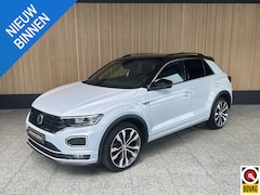 Volkswagen T-Roc - 1.5 TSI Sport Business R 3 x R-Line | Trekhaak | Camera | Stoelverwarming