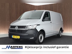 Volkswagen Transporter - 2.0 TDI 110pk L1H1 Bijrijdersbank Navigatie Airco Cruise Control
