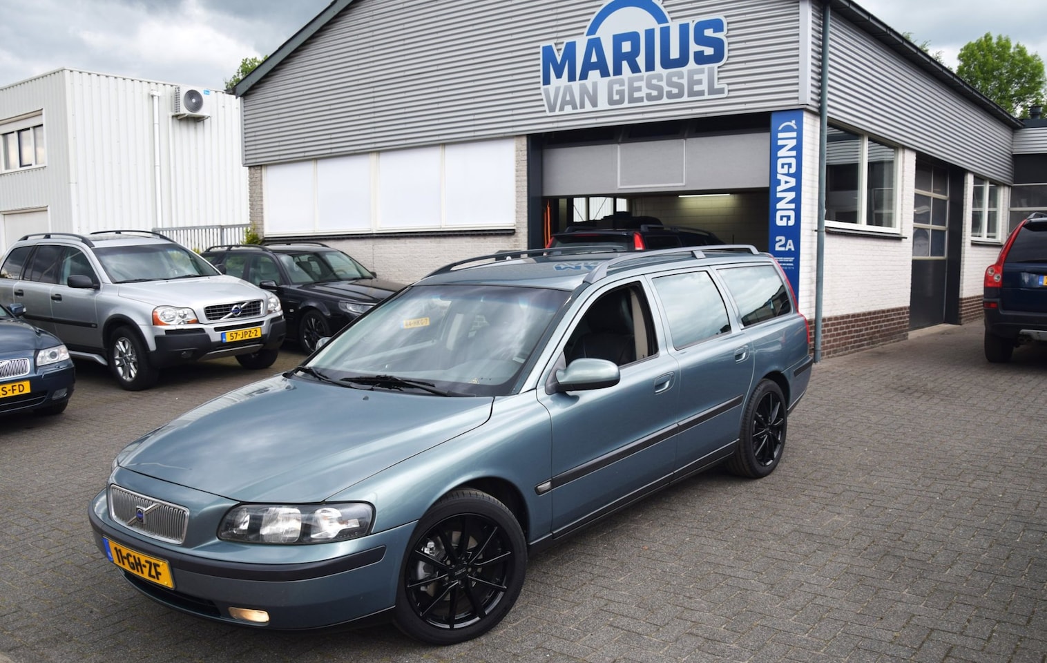 Volvo V70 - 2.4 Automaat & Leer Lpg G3 170 pk - AutoWereld.nl