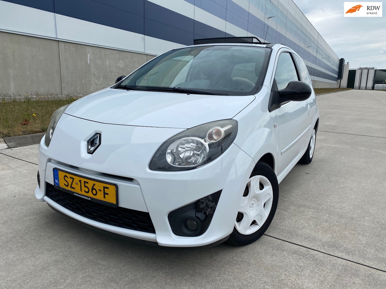 Renault Twingo - 1.2-16V Authentique PANODAK/ELEK.RMN/BT/APK 12-26 - AutoWereld.nl