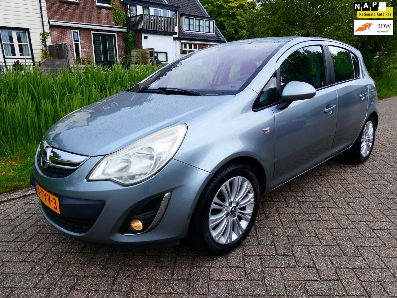 Opel Corsa - 1.4-16V 101pk VOL- Automaat 5-deurs Clima Cruise Carplay - AutoWereld.nl