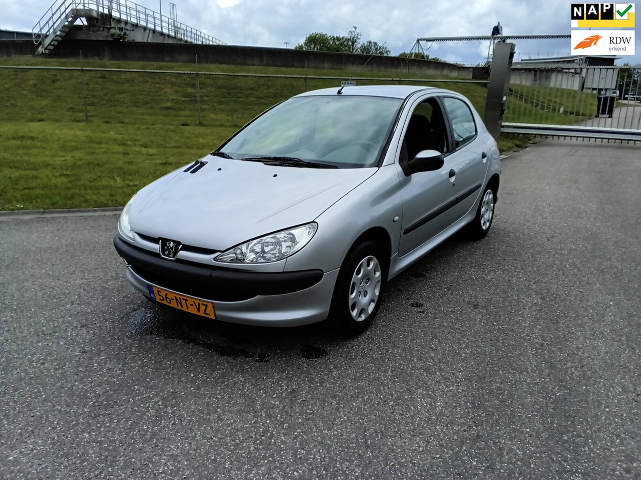 Peugeot 206 - 1.4 X-line 169000km NAP! - AutoWereld.nl