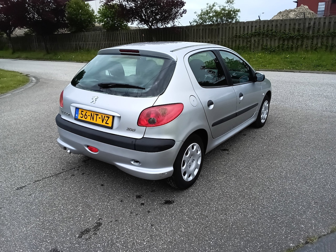 Peugeot 206 - 1.4 X-line 169000km NAP!