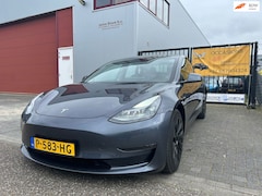 Tesla Model 3 - Long Range AWD 75 kWh Auto Pilot Trekhaak