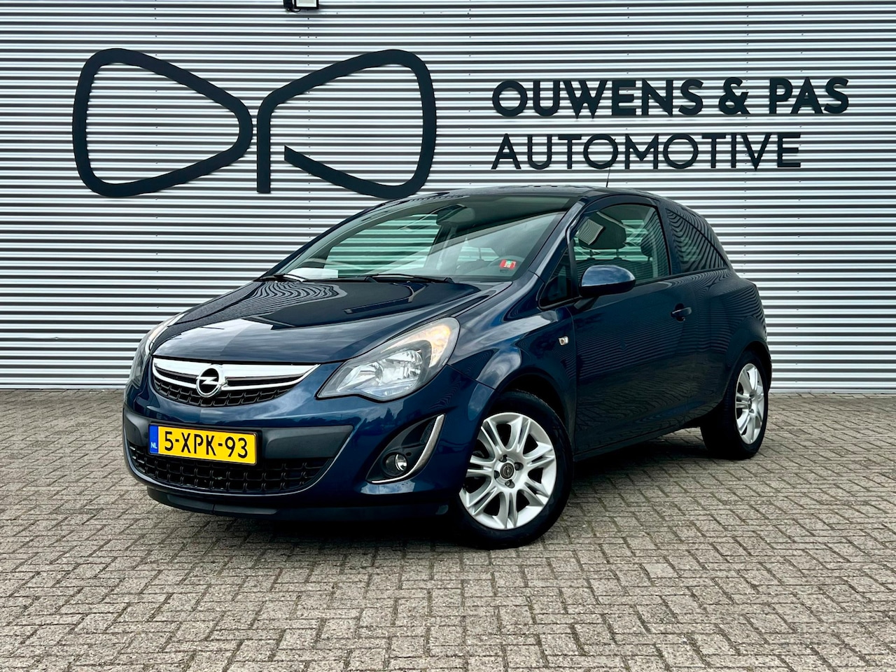 Opel Corsa - 1.4-16V BlitZ | NAVIGATIE | AIRCO | CRUISE | STOELVERW. - AutoWereld.nl